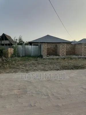 3bdrm House in Kusini for rent