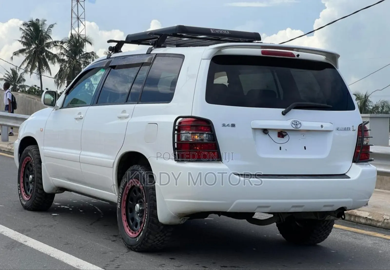 Toyota Kluger 2005 White