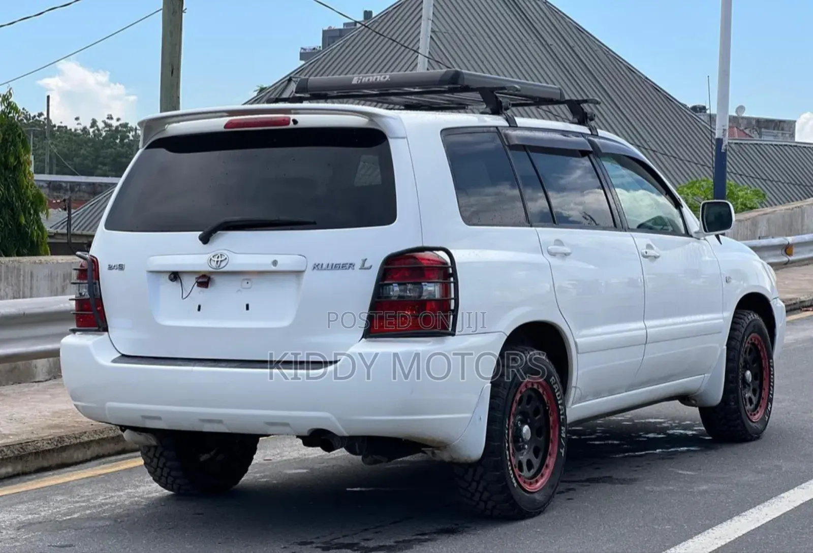 Toyota Kluger 2005 White