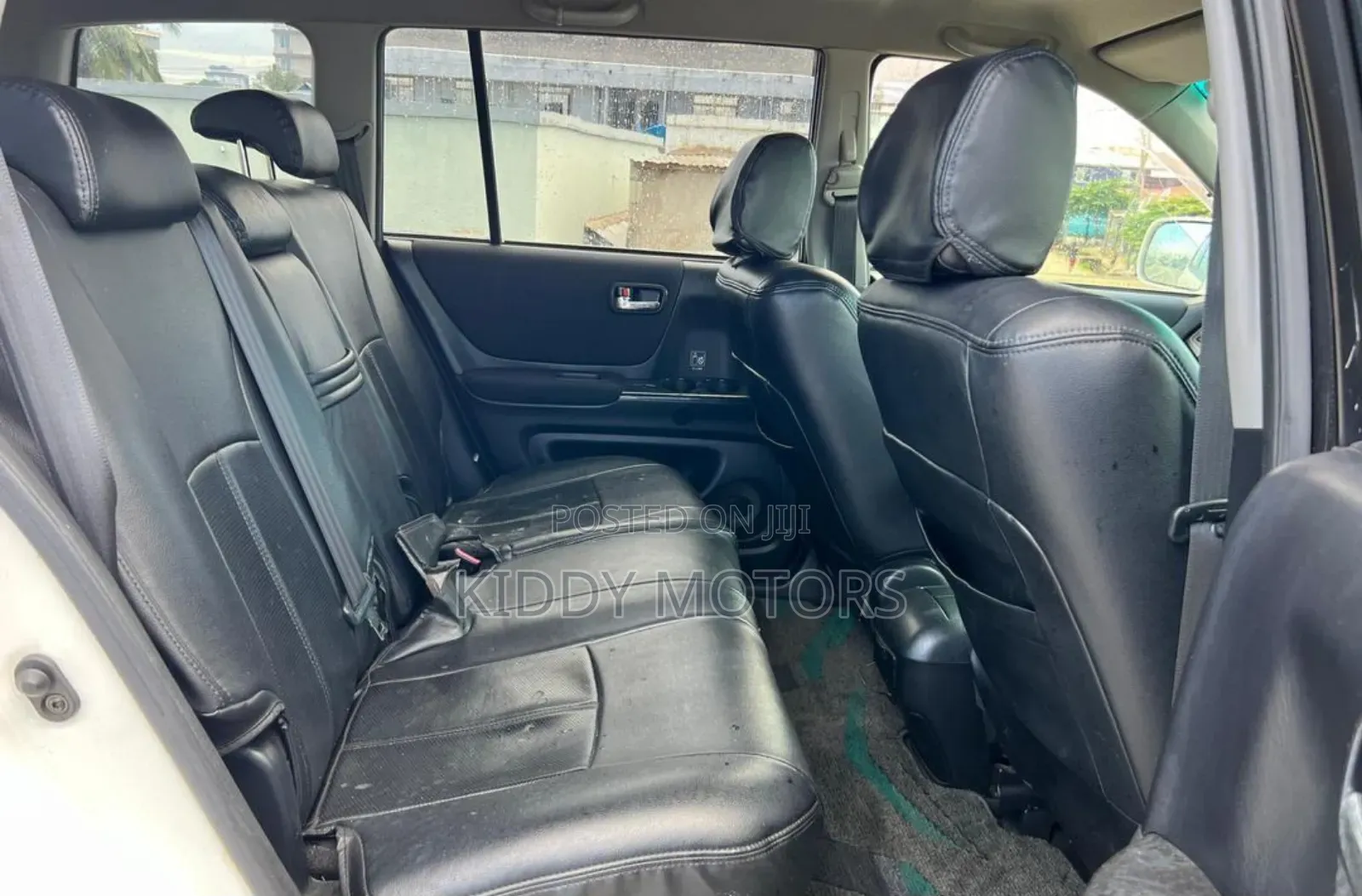 Toyota Kluger 2005 White