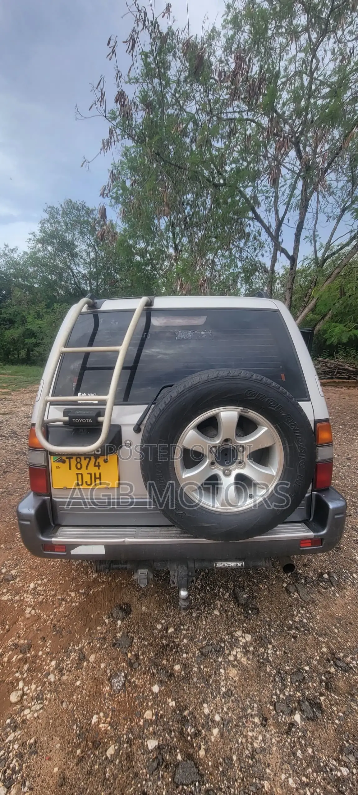 Toyota Land Cruiser 1999 Silver