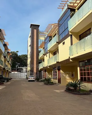 Furnished 3bdrm Villa in Ada Estate for rent