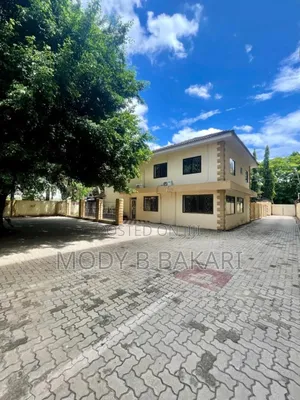 5bdrm House in Masaki for rent