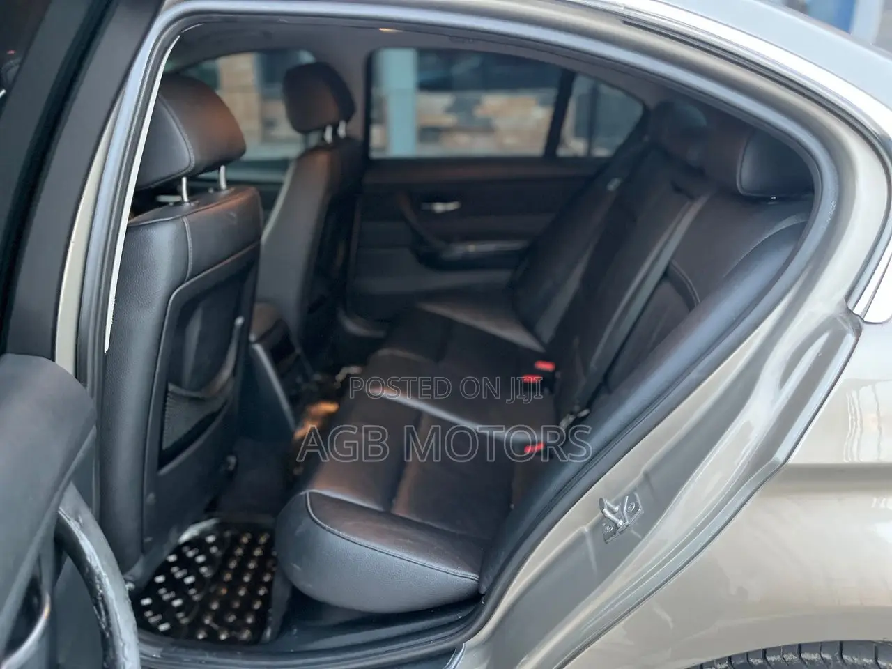 BMW 3 Series 2010 Gold