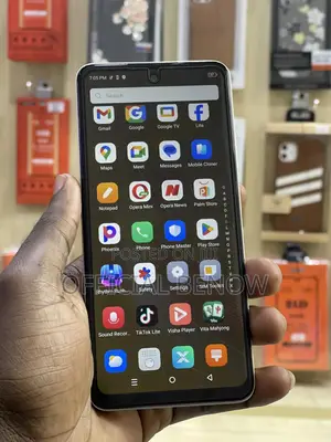 Infinix Smart 8 64 GB Gold