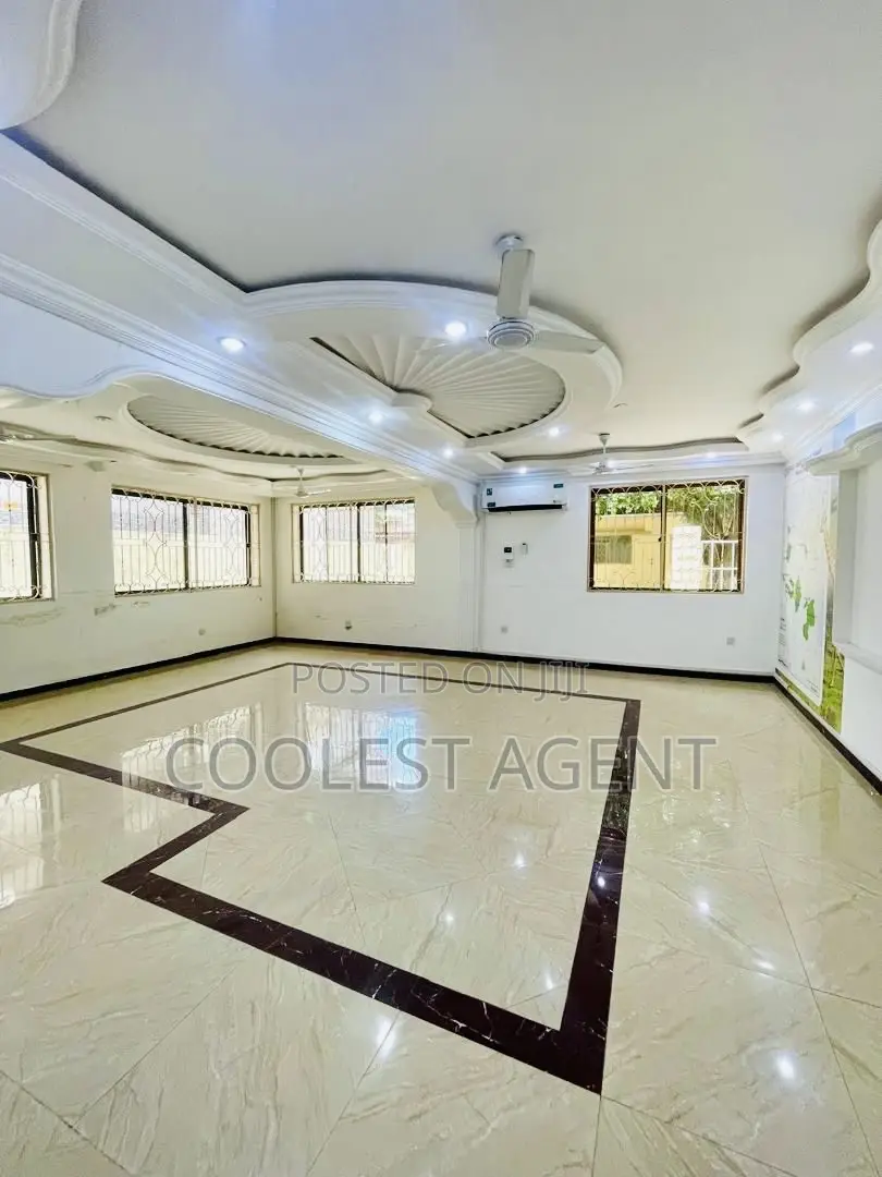 5bdrm House in Coolest Estate, Masaki for rent