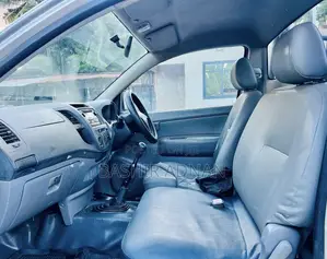 Toyota Hilux 2.5 D-4D SRX 2009 Silver