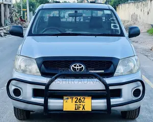 Toyota Hilux 2.5 D-4D SRX 2009 Silver