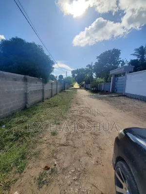 Kiwanja Kizuri Sana Kinauzwa Madale Kwa Kawawa