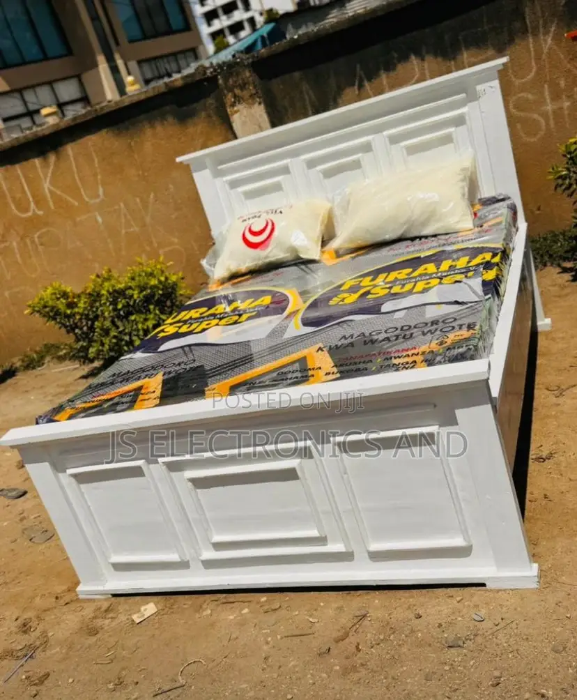 Kitanda Cha Mbao 5/6 Cha Kisasa,Godoro Na Mito2 Usafiri Bure