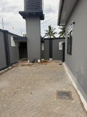 2bdrm Apartment in Dalalipapaatzseven, Kunduchi for rent