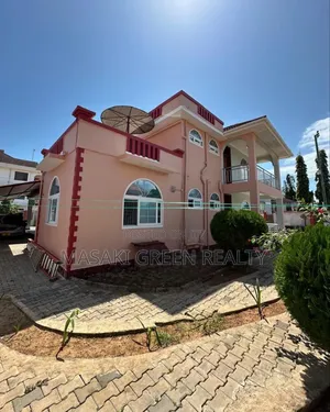 5bdrm House in Mbezi Estate for sale
