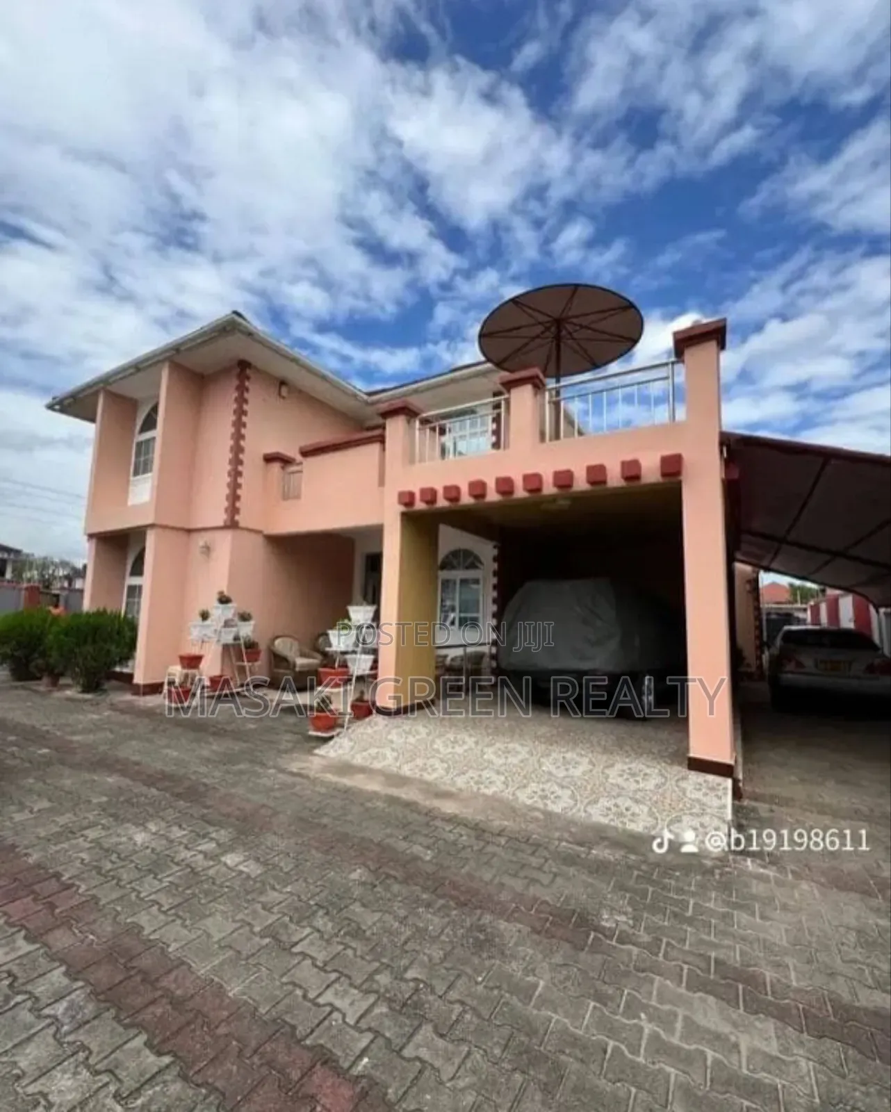 5bdrm House in Mbezi Estate for sale
