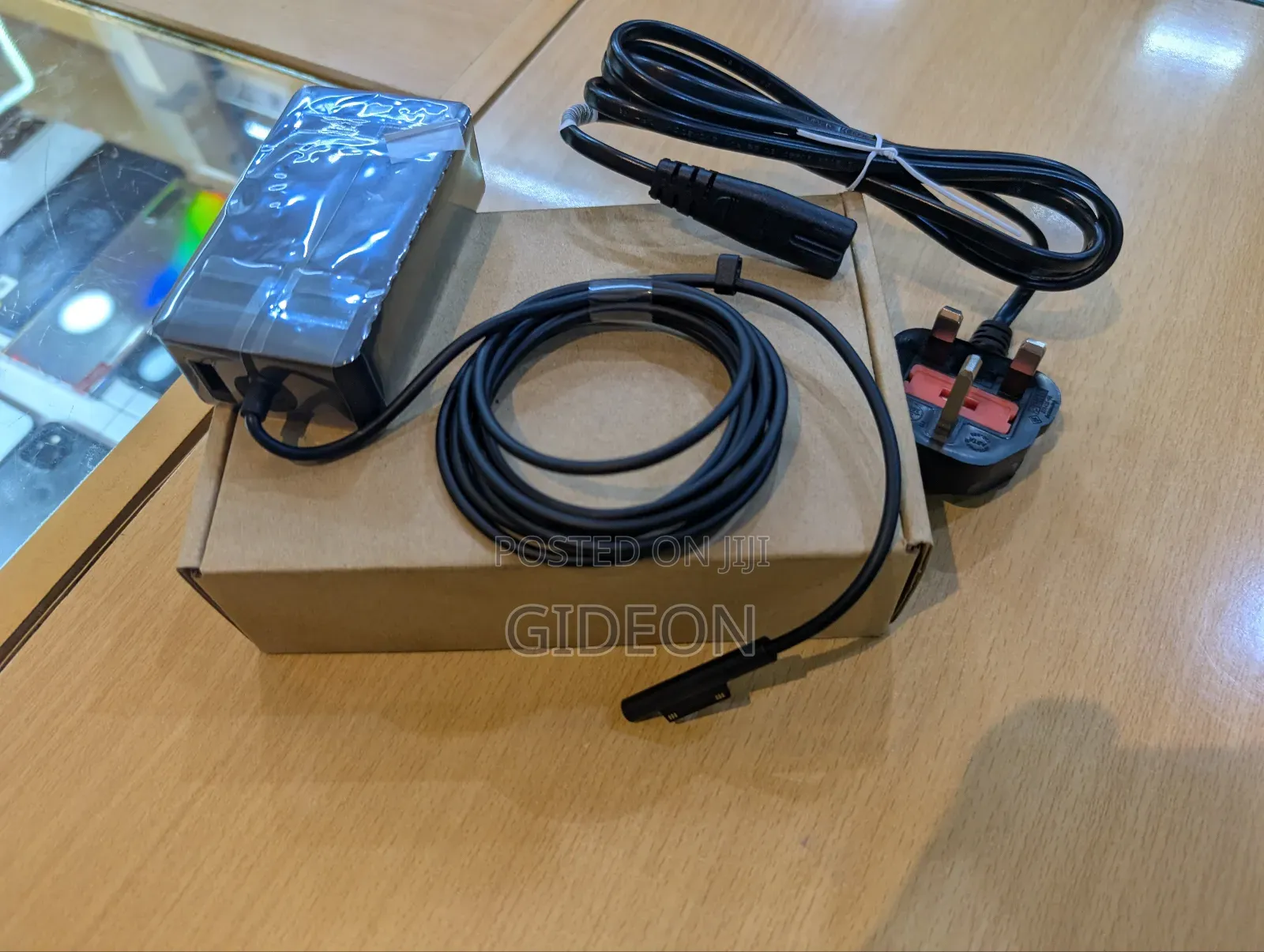 Charger/Adapter Za Microsoft