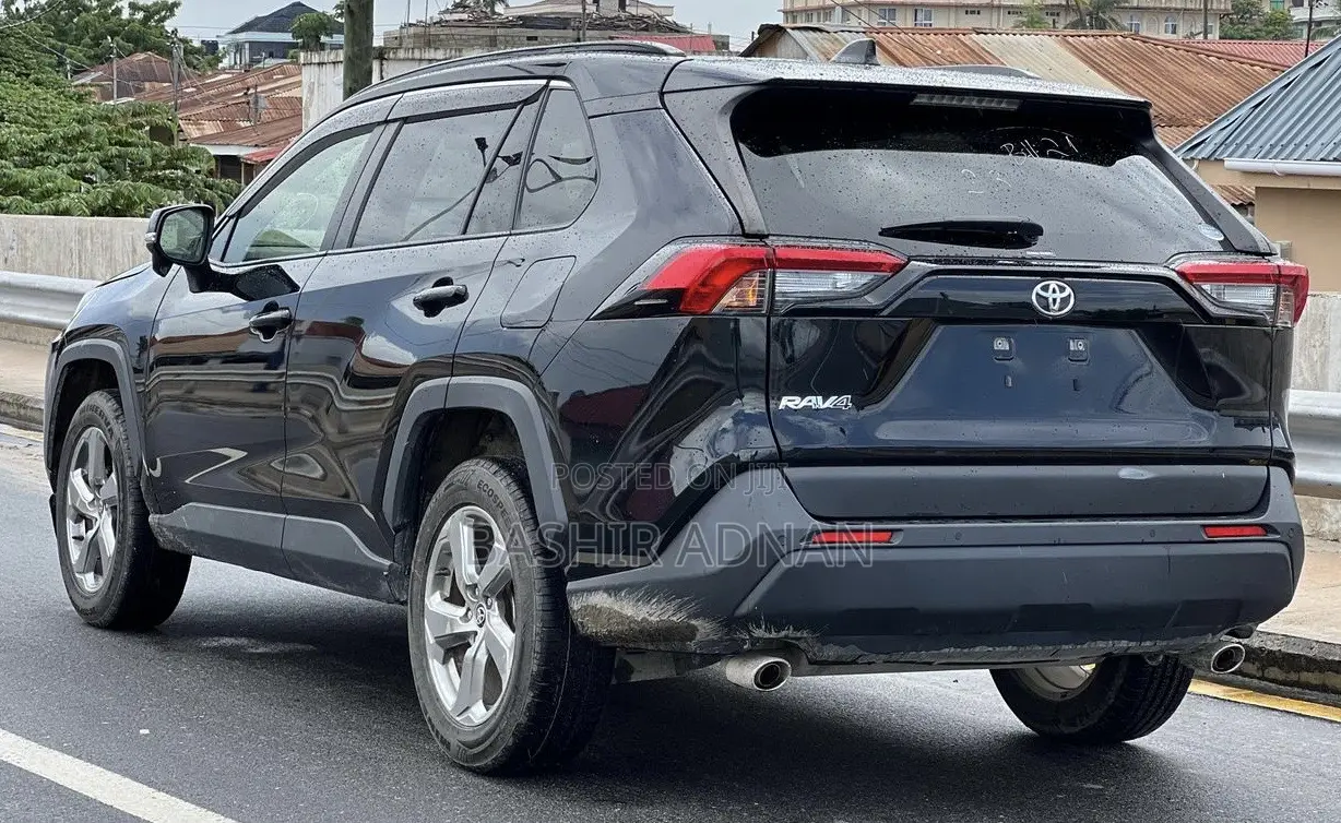 Toyota RAV4 2020 Black
