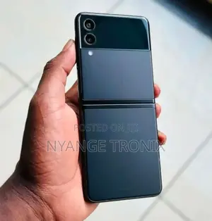 Samsung Galaxy Z Flip 3 128 GB Black