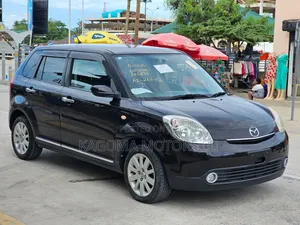 Mazda Verisa 2004 Black