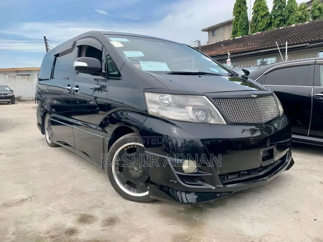 Toyota Alphard 2.4 Petrol FWD 2006 Black