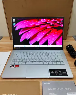 Laptop Acer Swift 3 8GB AMD Ryzen 5 SSD 512GB