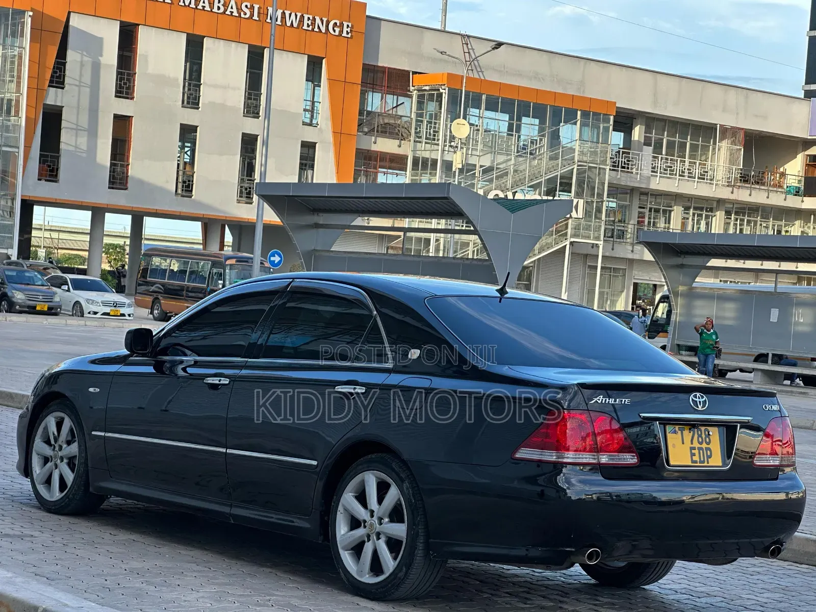 Toyota Crown 2006 Black