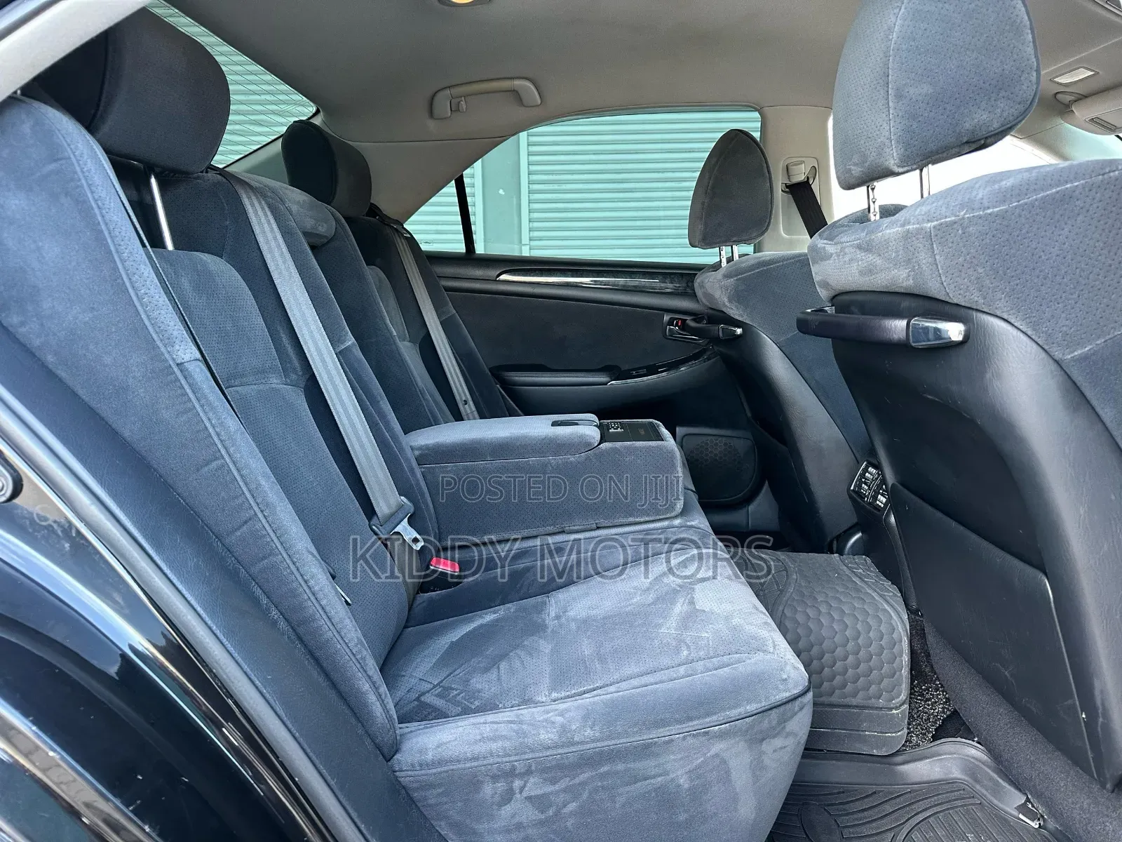 Toyota Crown 2006 Black