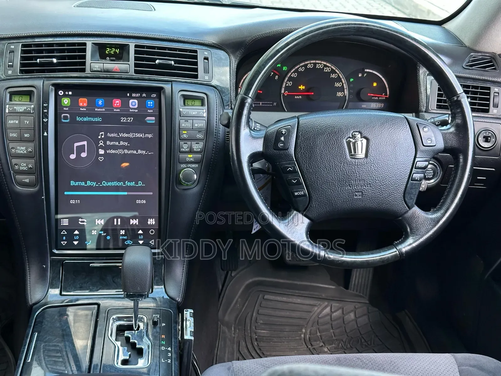 Toyota Crown 2006 Black