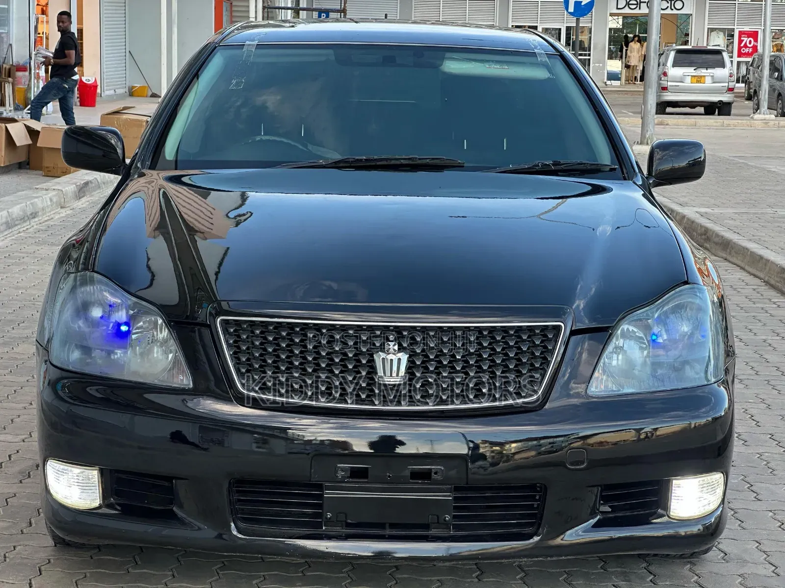 Toyota Crown 2006 Black