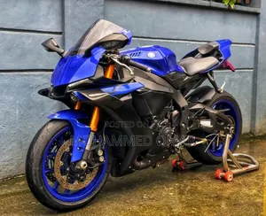 Yamaha R1 2020 Blue