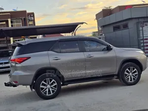 Toyota Fortuner 2018 Gray