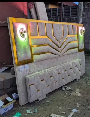 Kitanda Cha Sofabed Chenye Taa