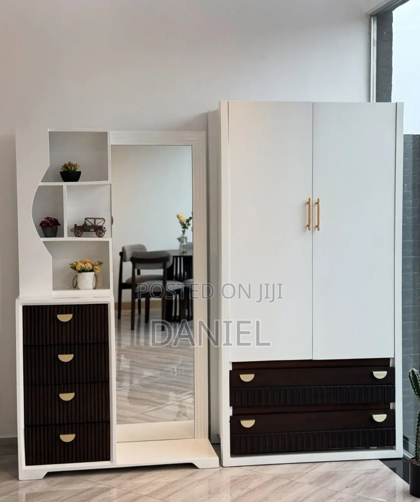 Seti Ya Kabati Na Dressing Table White and Dark Brown