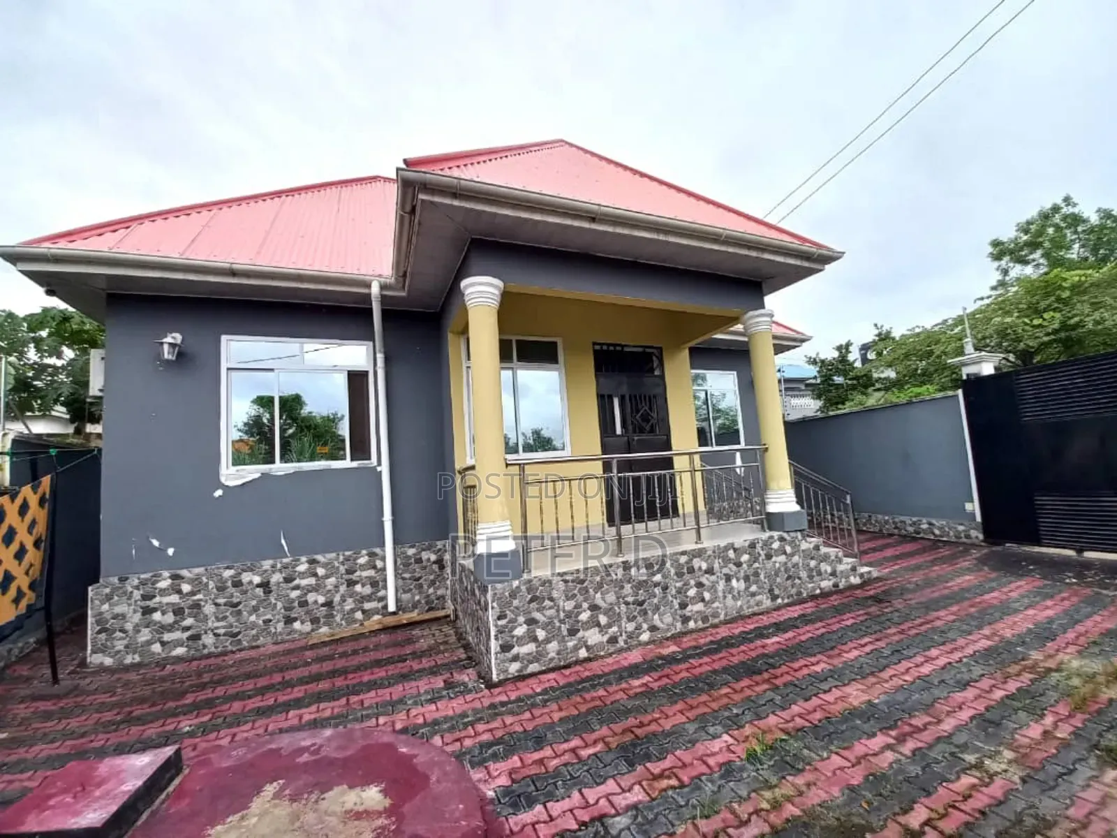 3bdrm House in Mbezi for sale