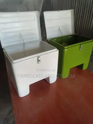 Fiberglass Delivery Boxes for Motorbikes