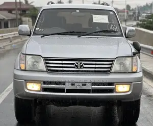 Toyota Land Cruiser Prado 2.7 16V 3dr 2000 Silver