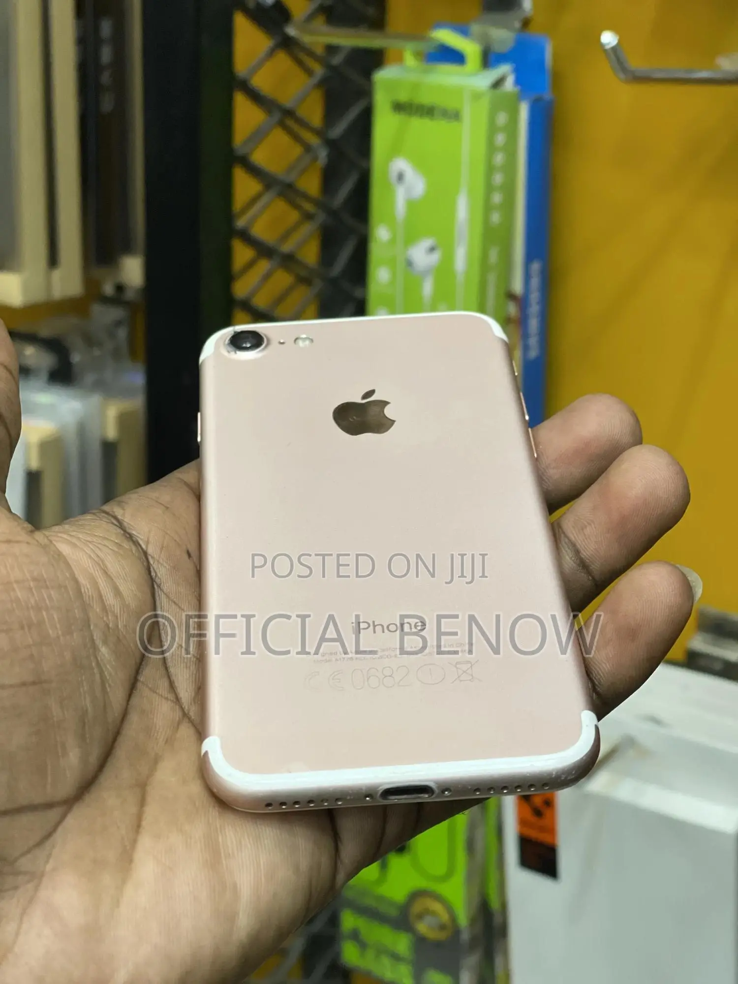 Apple iPhone 7 128 GB Gold