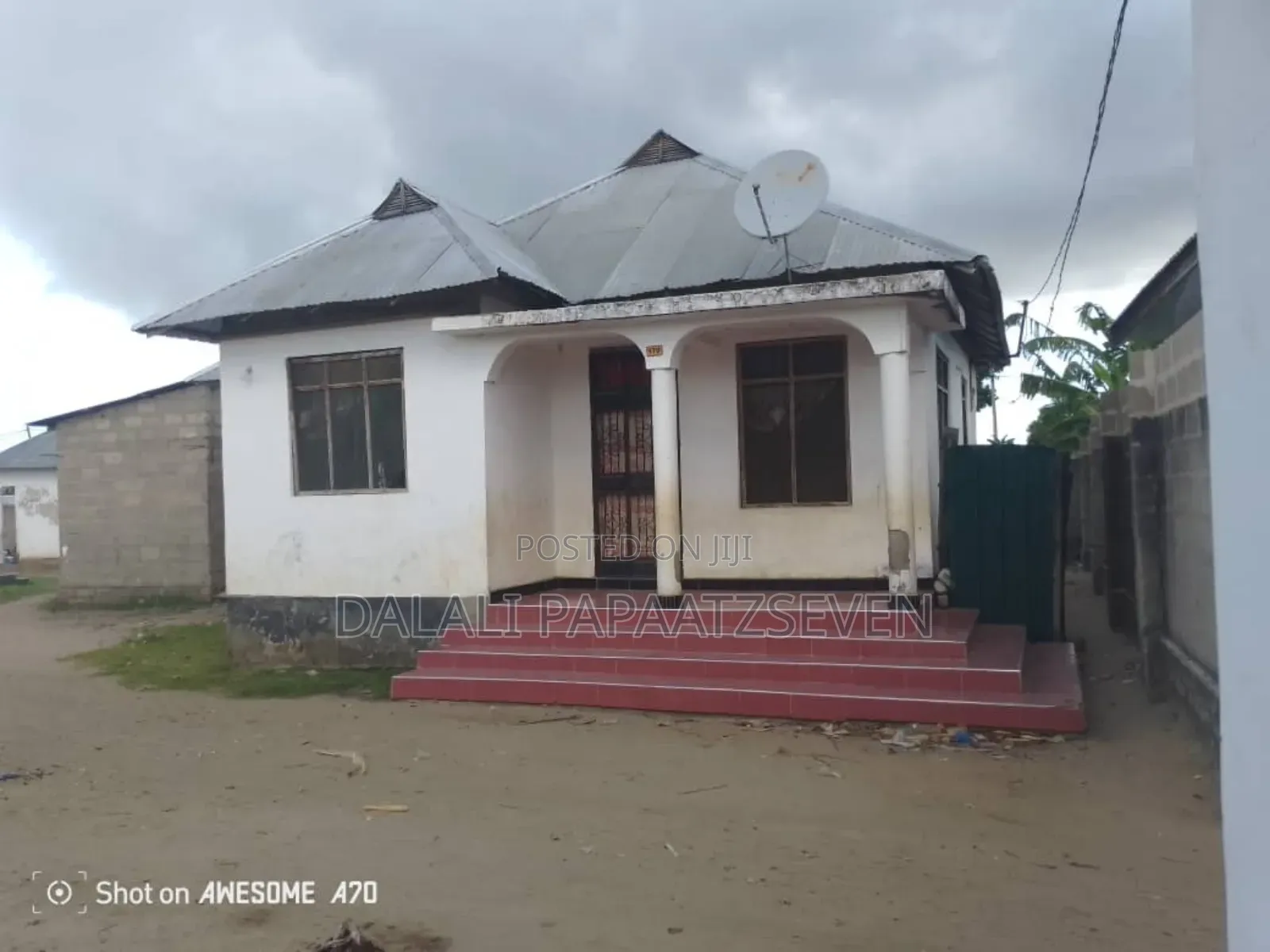 3bdrm House in Dalalipapaatzseven, Bunju for sale