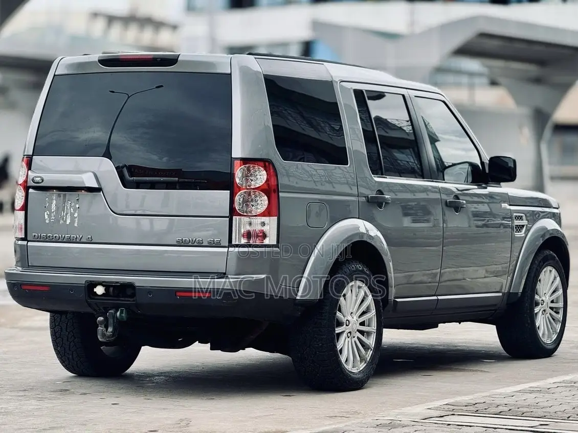 Land Rover Discovery 2013 Gray