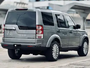 Land Rover Discovery 2013 Gray