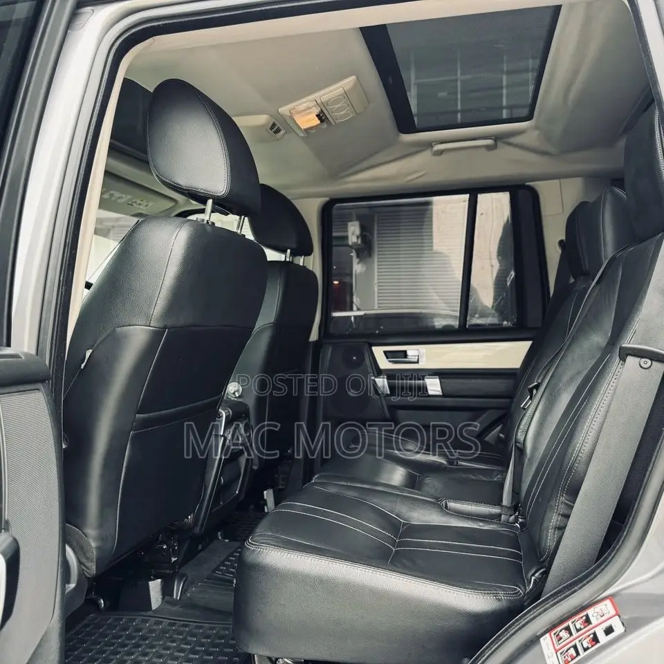 Land Rover Discovery 2013 Gray