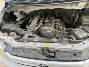 Toyota Noah 2001 Silver