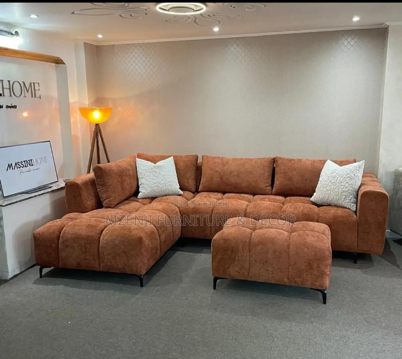 Sofa L Shape With Expandable Stool