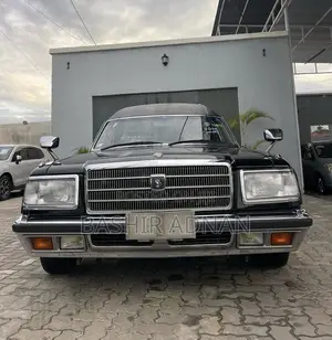 Toyota Crown 1996 Black