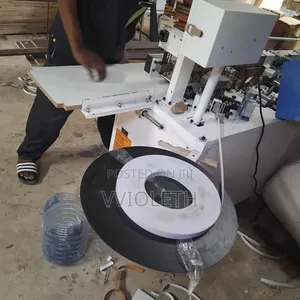 Gundi Ya Kubandika Mikanda Kwenye Boards
