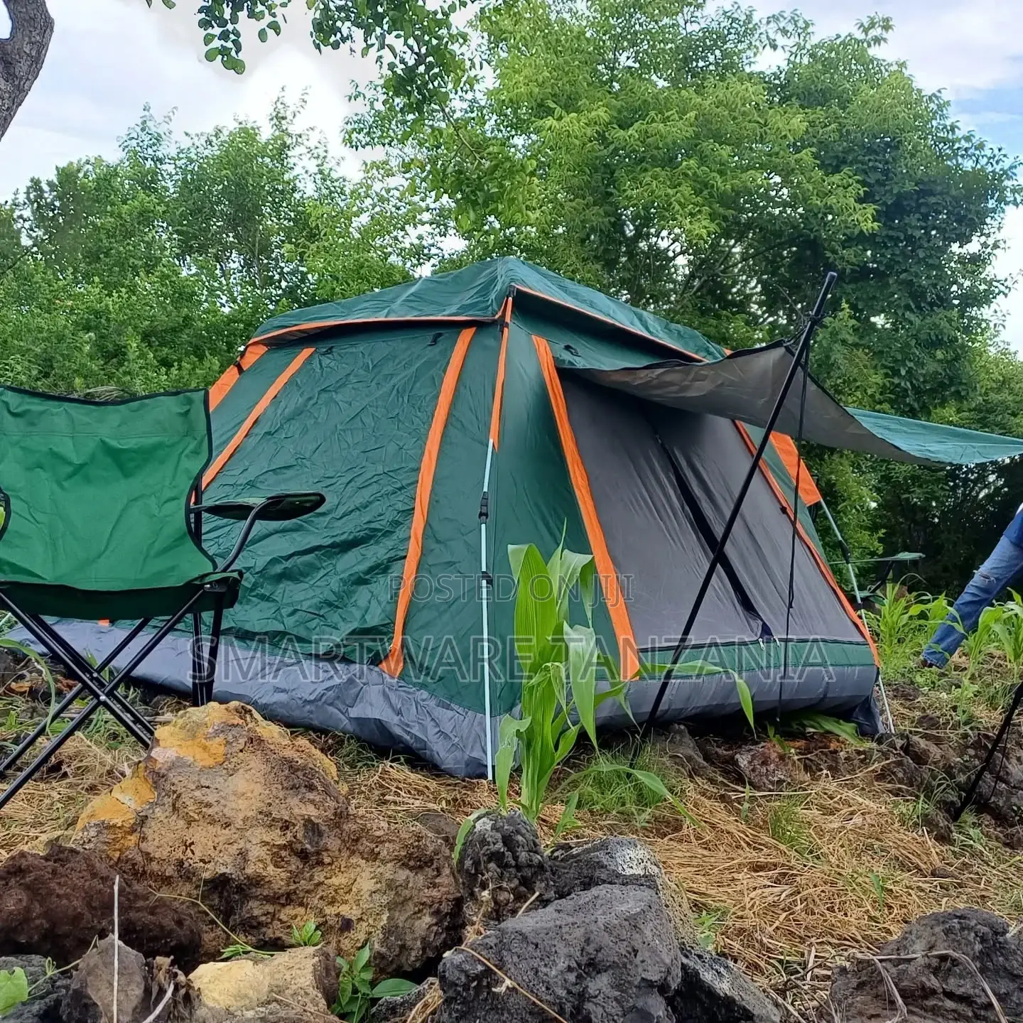 Camping Tent - 5-8 Person Family Easy Set Up With Carry Bag