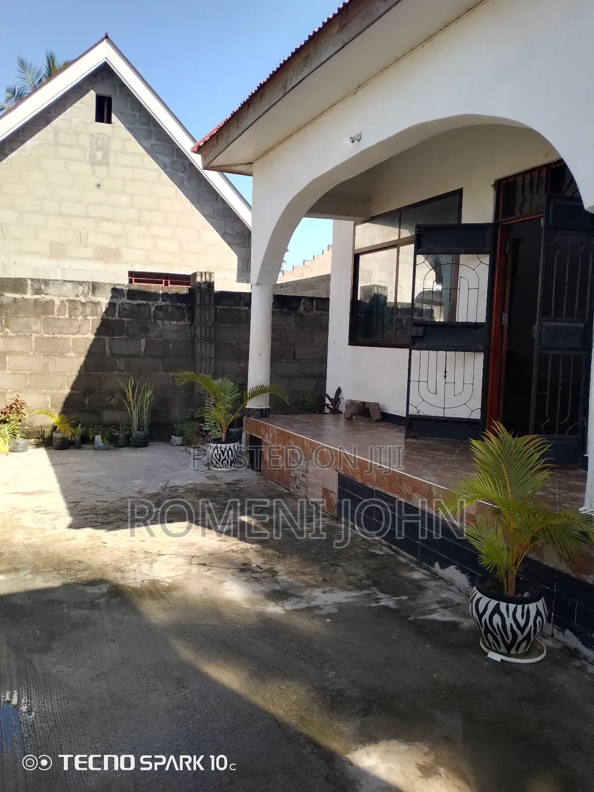 3bdrm House in Tanzania Daresalaam, Ilala for sale