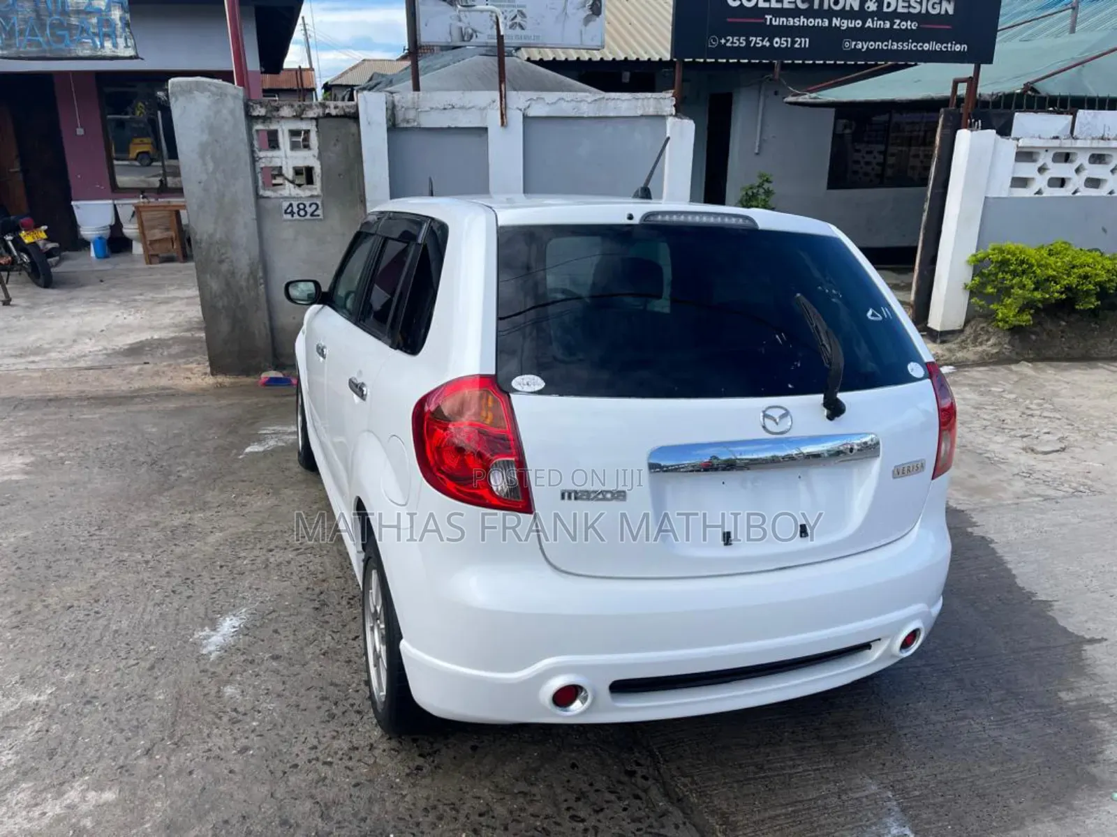 Mazda Verisa 2006 White