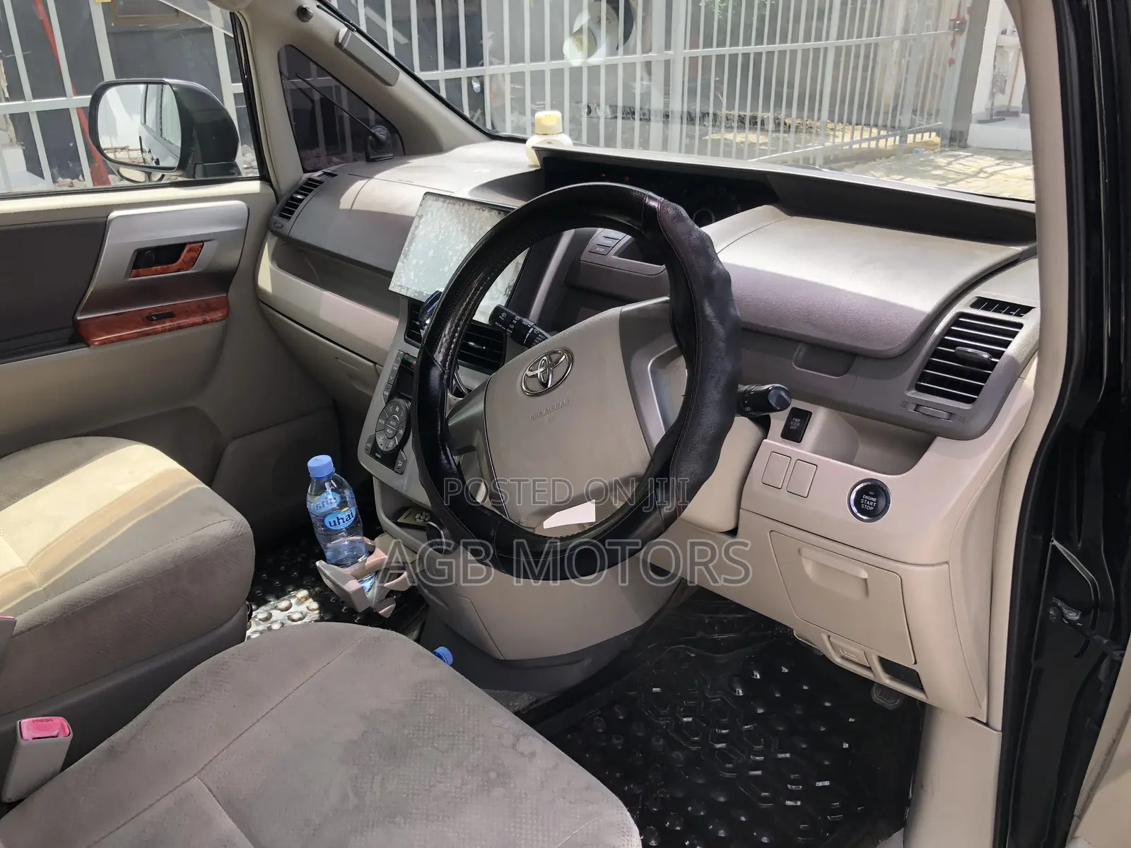 Toyota Noah 2008 Black
