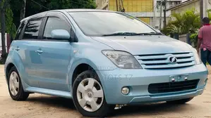 Toyota IST 2005 Blue