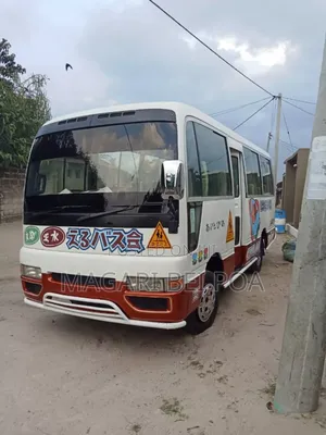 Nissan Civilian 2002 White