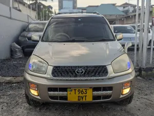 Toyota RAV4 2008 Gold